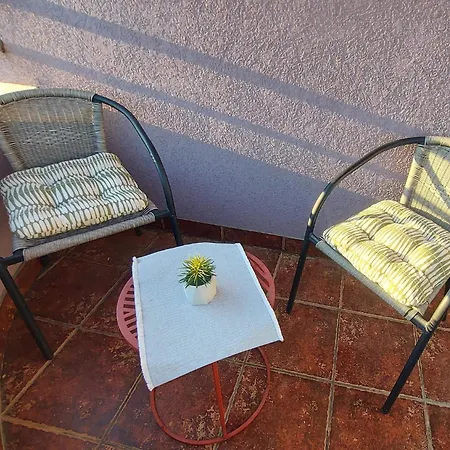 Ady نوفي بازار